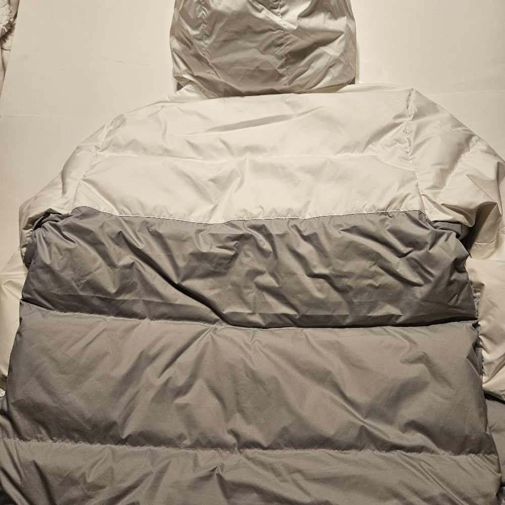 Nike Sportswear Storm-FIT Windrunner Puffer Jacket White - Picture 14 of 15